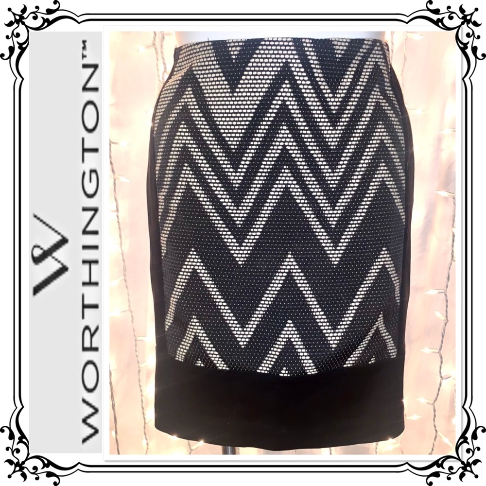 WORTHINGTON ⭐️ Snakeskin Zigzag Pencil Skirt